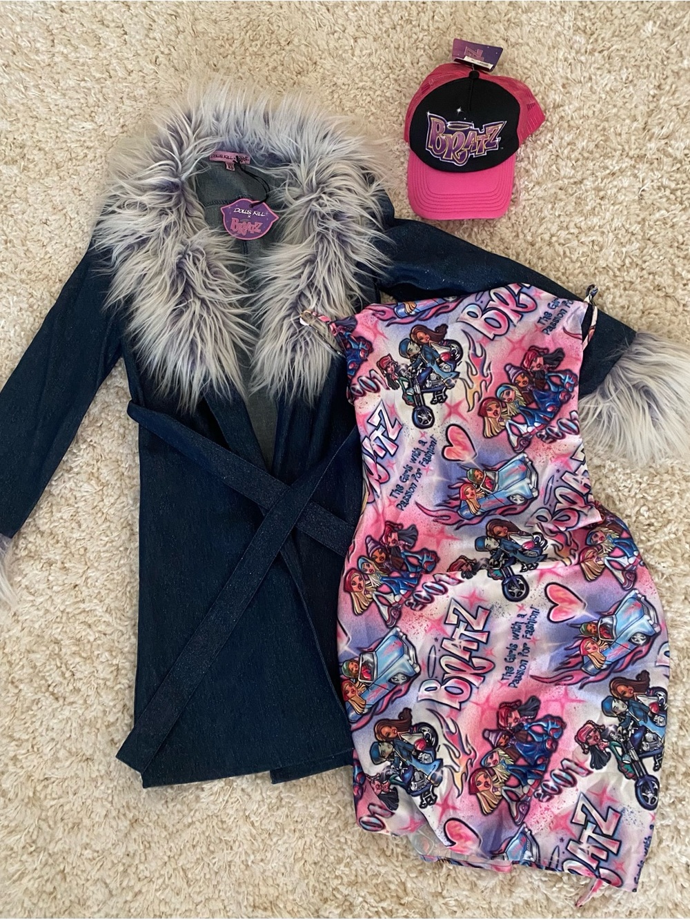 Bratz Dolls Kill Graphic Pink Dress & Faux Fur-Trim Jacket Set